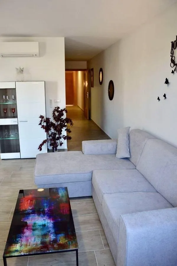 Old Town Apartment Popovic Врсар 0*,  Хорватия