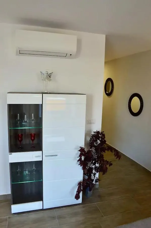 Old Town Apartment Popovic Врсар 0*,  Хорватия